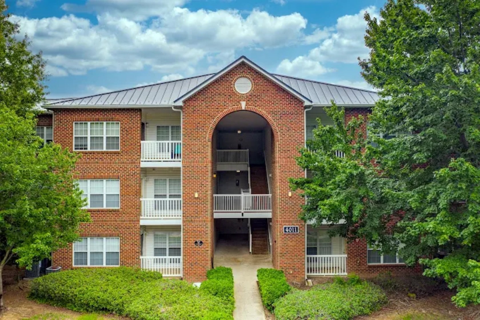 Northstone Apartments exterior view